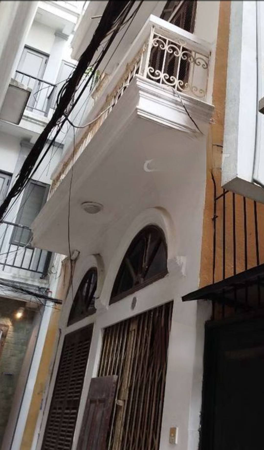 Cho thuê nhà ngõ 354 Trường Chinh 31m2, 3 tầng, 2 ngủ, 6 triệu ở nhóm thoải mái vào ngay - Ảnh chính